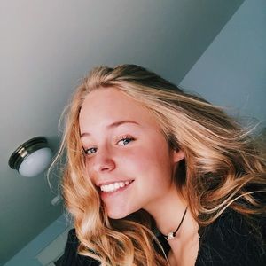 Meet your Posher, Jacqueline